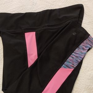 💕 5/$35 💕3/4 Workout Pant Energy Zone size M